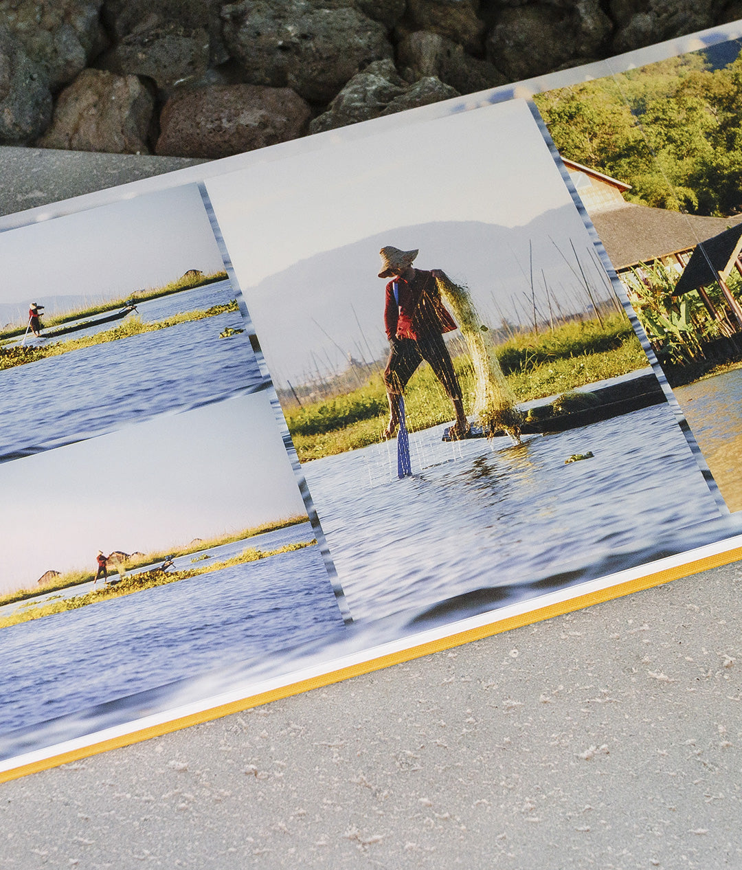Table Book Midi